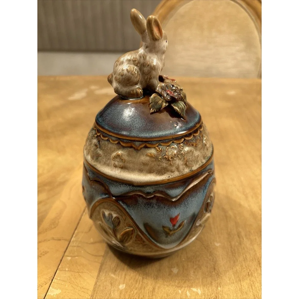 Beautiful EASTER Egg Bowl Candy Dish Rare Vintage THE SPRING BUNNY ROSES MINT
